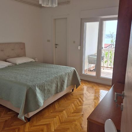 Apartments Veni Up สตารีกราด-ปาเคลนีซา ภายนอก รูปภาพ