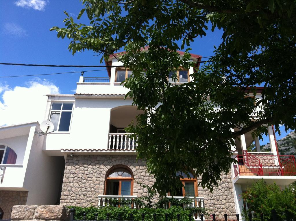 Apartments Veni Up สตารีกราด-ปาเคลนีซา ภายนอก รูปภาพ